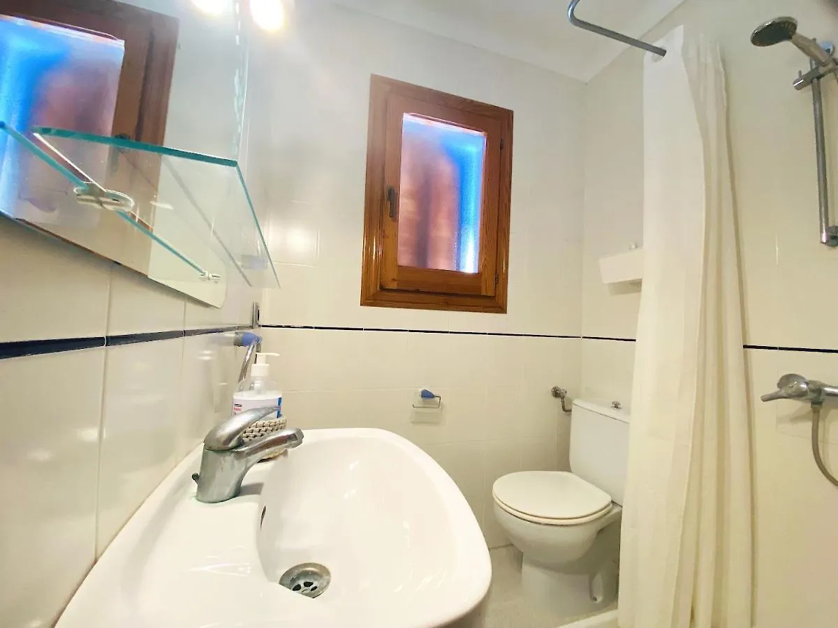 Big Sunny Apartment Near The Alcudia Beach! 0*, الكوذيا إسبانيا